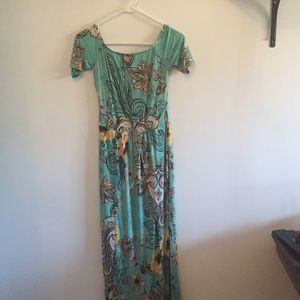 Cute Floral Teal Maxi-Dress